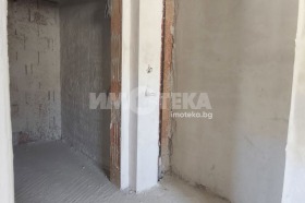 2 soverom Vladislav Varnensjik 1, Varna 6