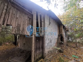 House Polikraishte, region Veliko Tarnovo 2