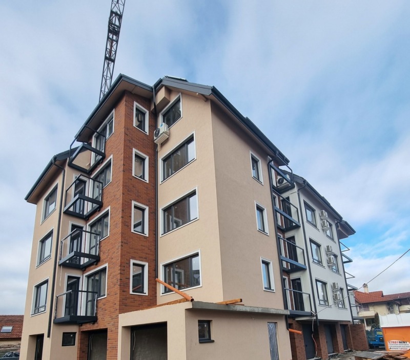 Продава  2-стаен град София , Левски , 76 кв.м | 22345699