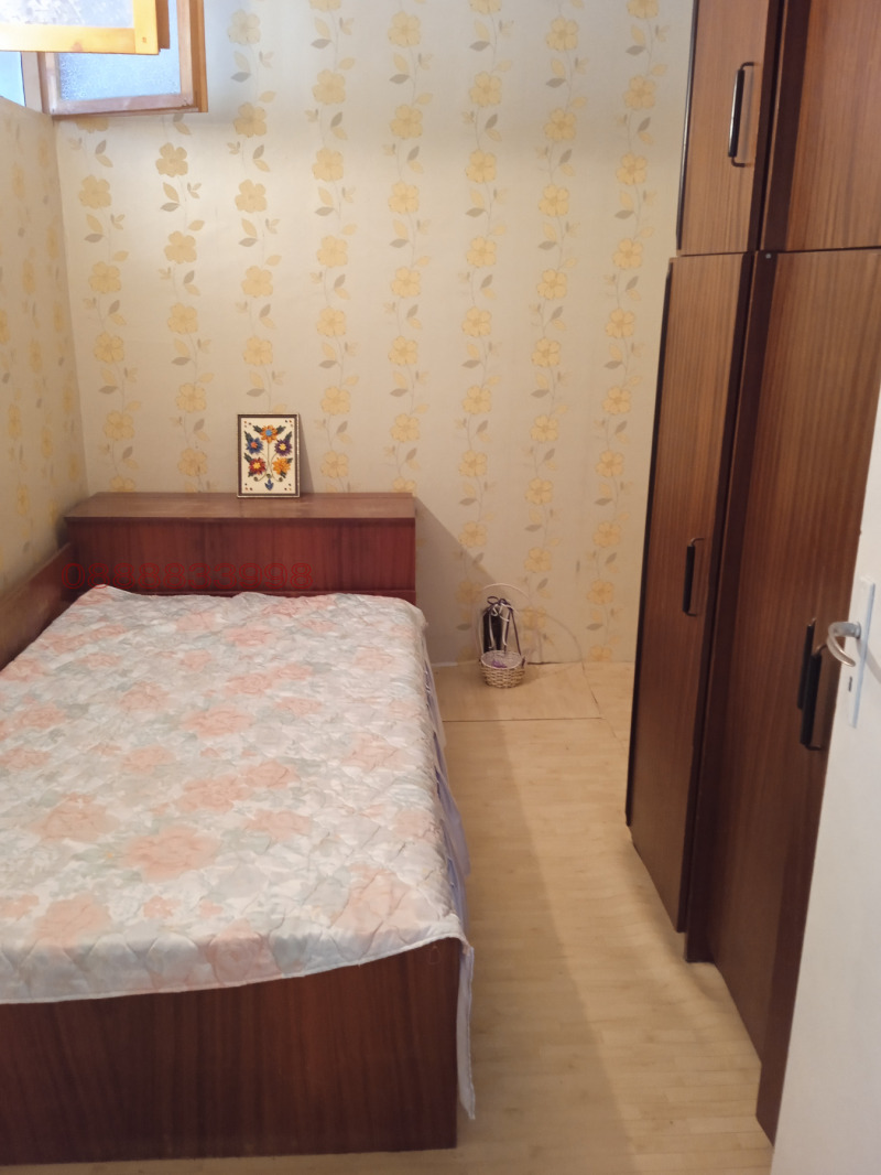 Продава 3-СТАЕН, гр. Перник, Изток, снимка 3 - Апартаменти - 52785293