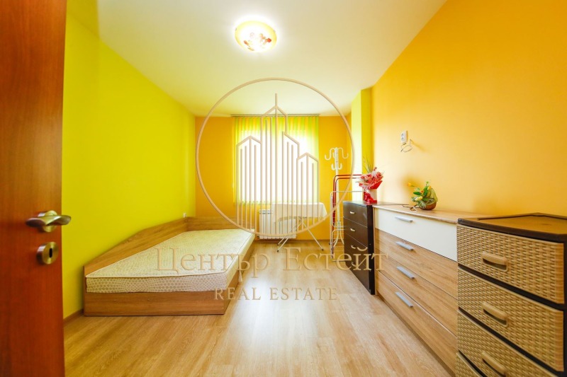 Продава 3-СТАЕН, гр. Плевен, Идеален център, снимка 6 - Апартаменти - 53492475