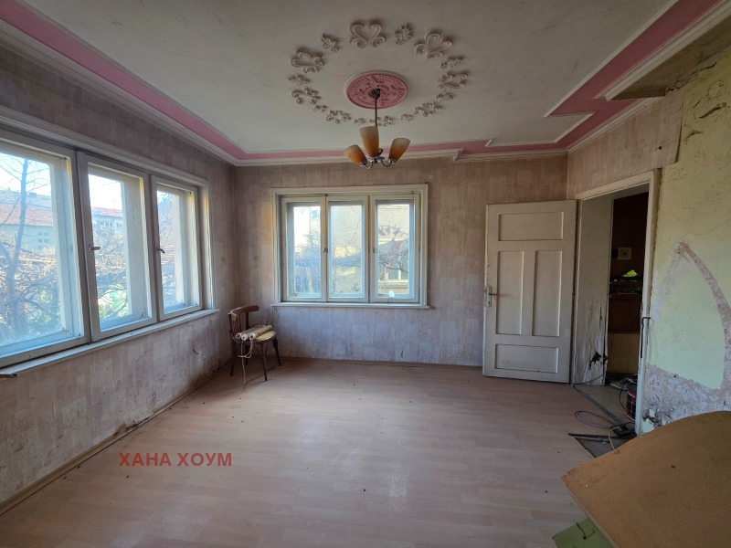 Продава КЪЩА, гр. Троян, област Ловеч, снимка 5 - Къщи - 53563514