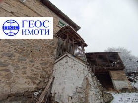 House Vievo, region Smolyan 7