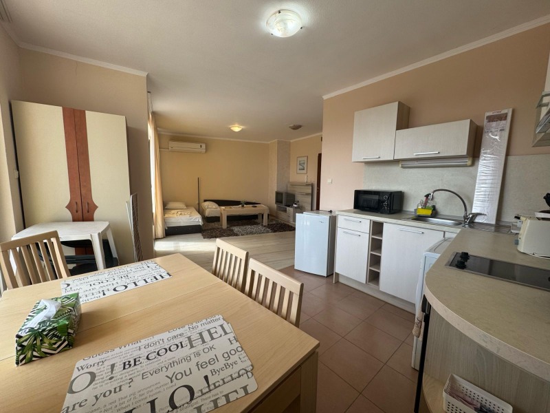 Zu verkaufen  Studio region Burgas , k.k. Slantschew brjag , 65 qm | 29849991