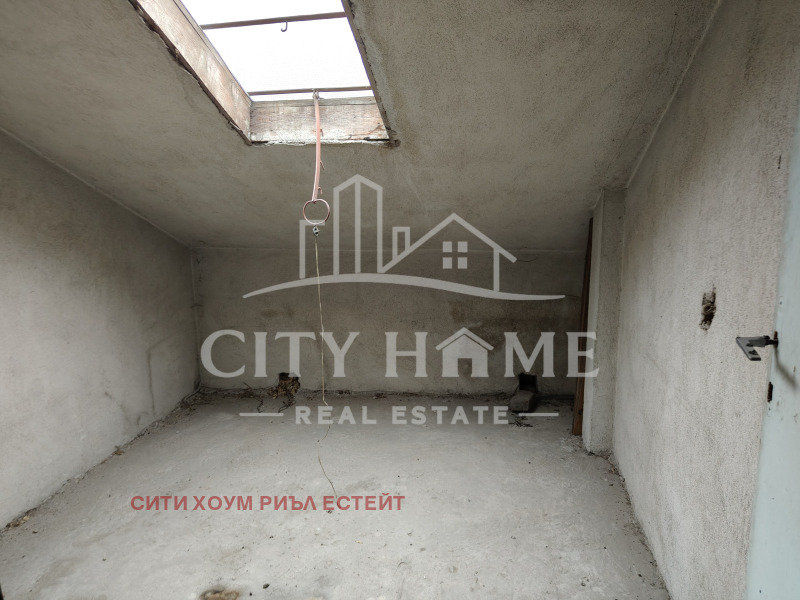 Продава ЕТАЖ ОТ КЪЩА, гр. Пловдив, Център, снимка 10 - Етаж от къща - 53056732