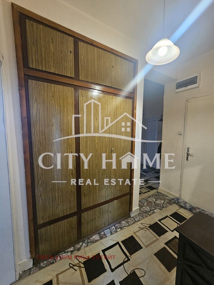 Продава ЕТАЖ ОТ КЪЩА, гр. Пловдив, Център, снимка 9 - Етаж от къща - 53056732