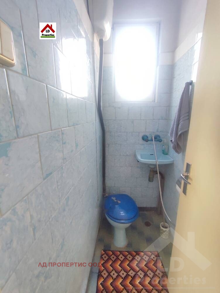 Продава КЪЩА, гр. Генерал Тошево, област Добрич, снимка 7 - Къщи - 42639850