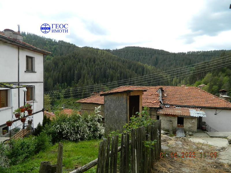 Продава  Къща област Смолян , с. Виево , 156 кв.м | 98569880 - изображение [17]