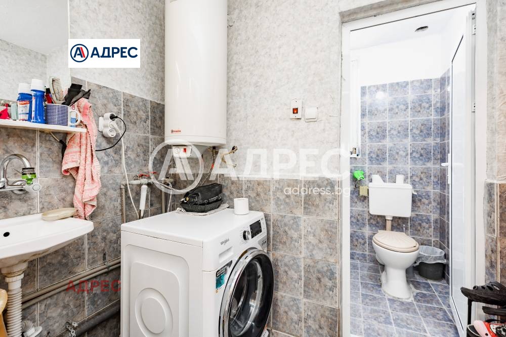Продава ЕТАЖ ОТ КЪЩА, гр. Аксаково, област Варна, снимка 17 - Етаж от къща - 55262254