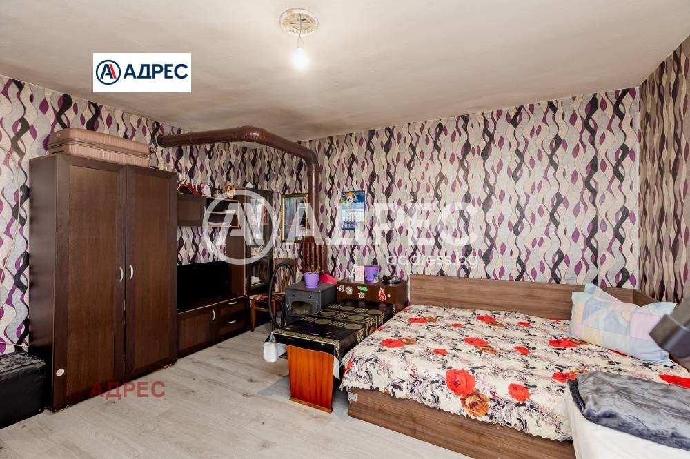 Продава ЕТАЖ ОТ КЪЩА, гр. Аксаково, област Варна, снимка 12 - Етаж от къща - 55262254