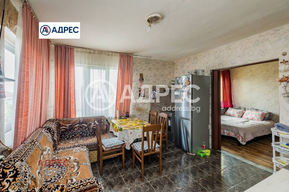 Продава ЕТАЖ ОТ КЪЩА, гр. Аксаково, област Варна, снимка 4 - Етаж от къща - 55262254