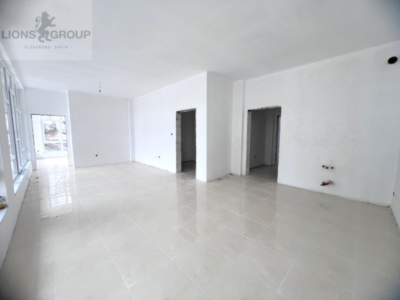 Продава 3-СТАЕН в град Варна, Христо Ботев - 100 кв.м / 160 000 € » 312 932.80 лв., ЛАЙЪНС ГРУП