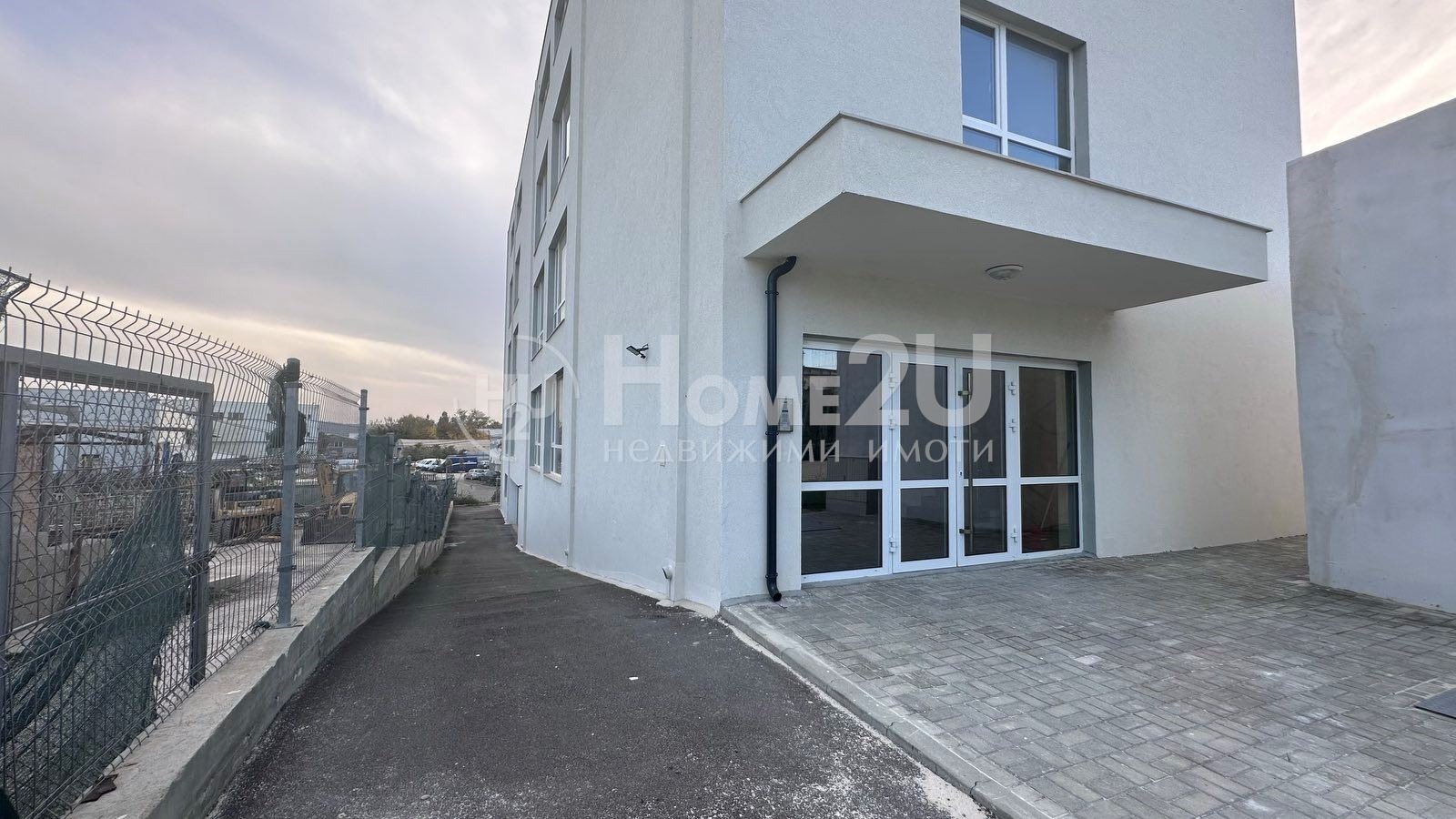 Продава ПРОМ. ПОМЕЩЕНИЕ | Imot.bg — изображение 3