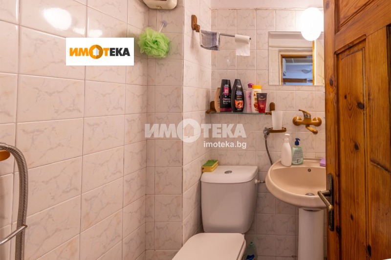 Продава 2-СТАЕН, гр. Варна, Център, снимка 6 - Aпартаменти - 47071588