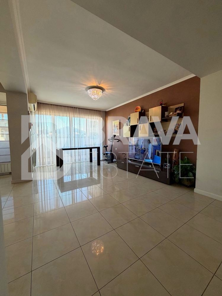 Продава 3-СТАЕН, гр. Пловдив, Младежки Хълм