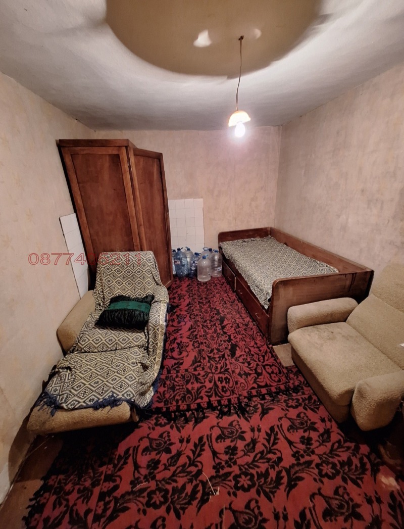 Продава КЪЩА, с. Кошарево, област Перник, снимка 11 - Къщи - 53070906