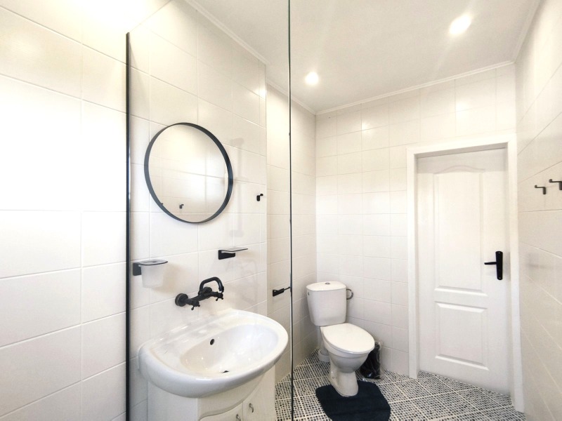 Продава КЪЩА, гр. Балчик, област Добрич, снимка 5 - Къщи - 53085236