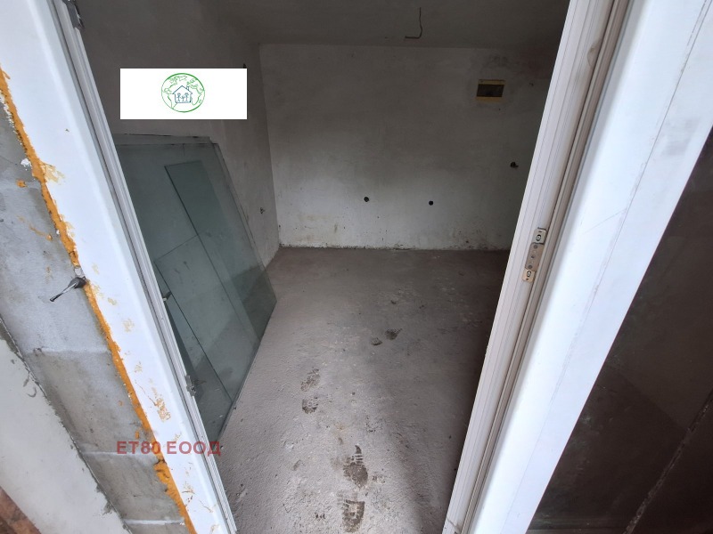 De vânzare  Magazin Sofia , Geo Milev , 49 mp | 76150899 - imagine [4]