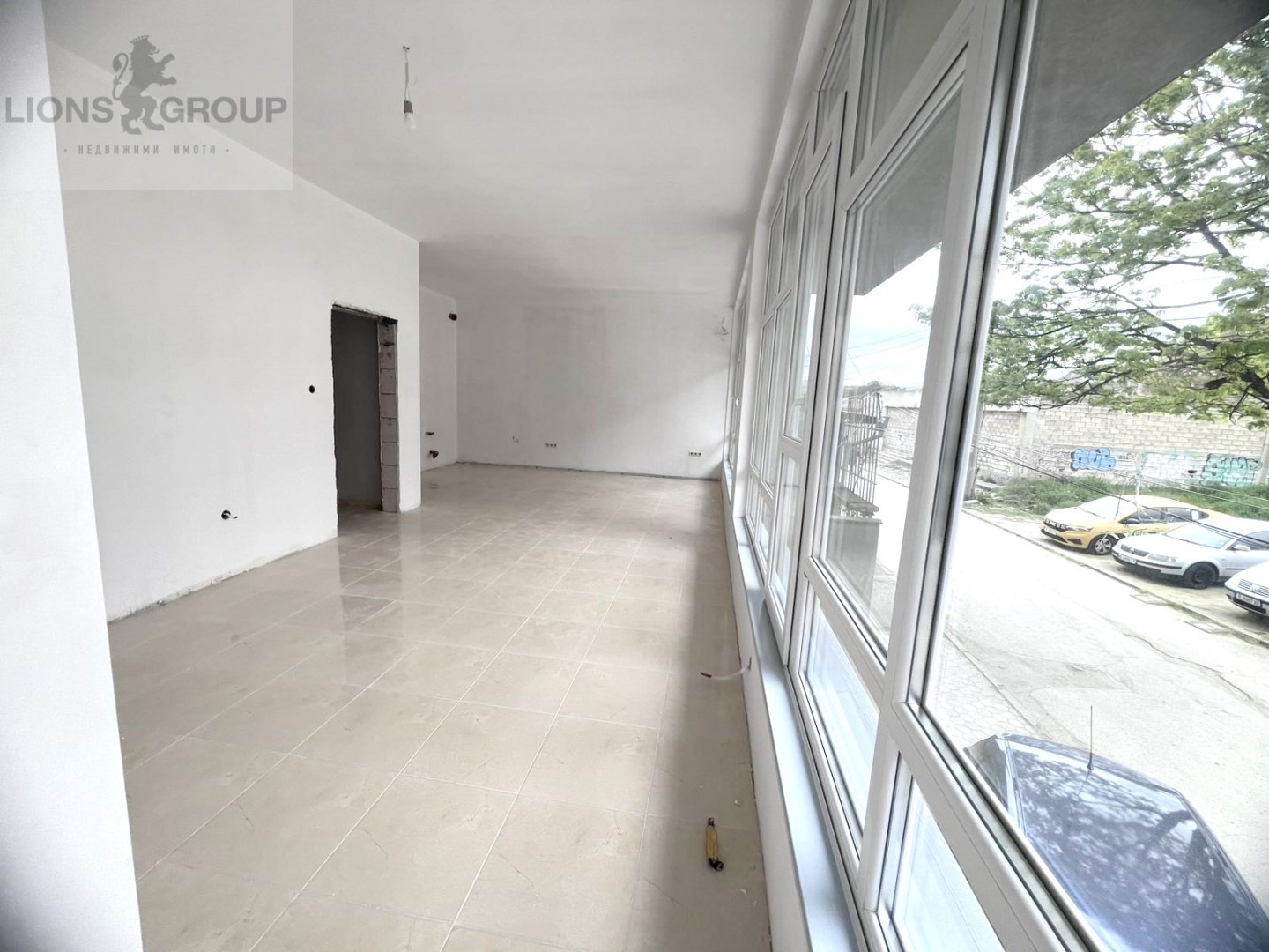 Продава 3-СТАЕН, гр. Варна, Христо Ботев, снимка 2 - Апартаменти - 54275701