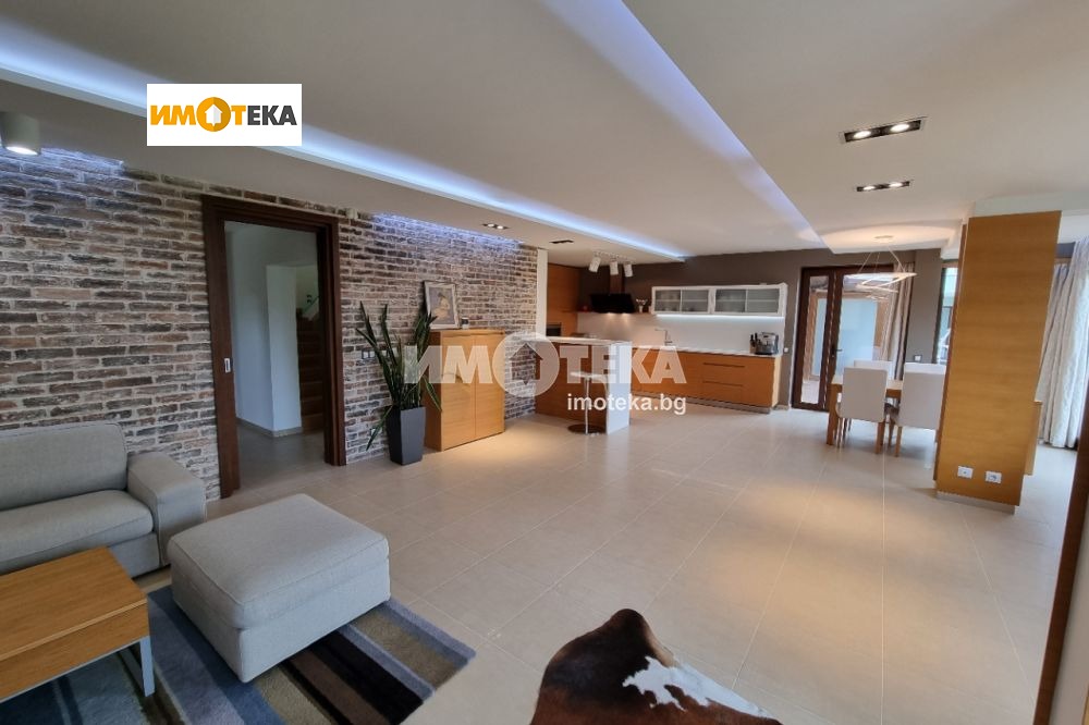 Продава КЪЩА, с. Кладница, област Перник, снимка 2 - Къщи - 41452611