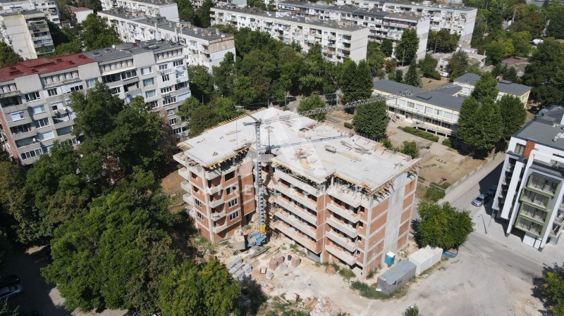 Продава  3-стаен град Плевен , Сторгозия , 133 кв.м | 85476619 - изображение [8]