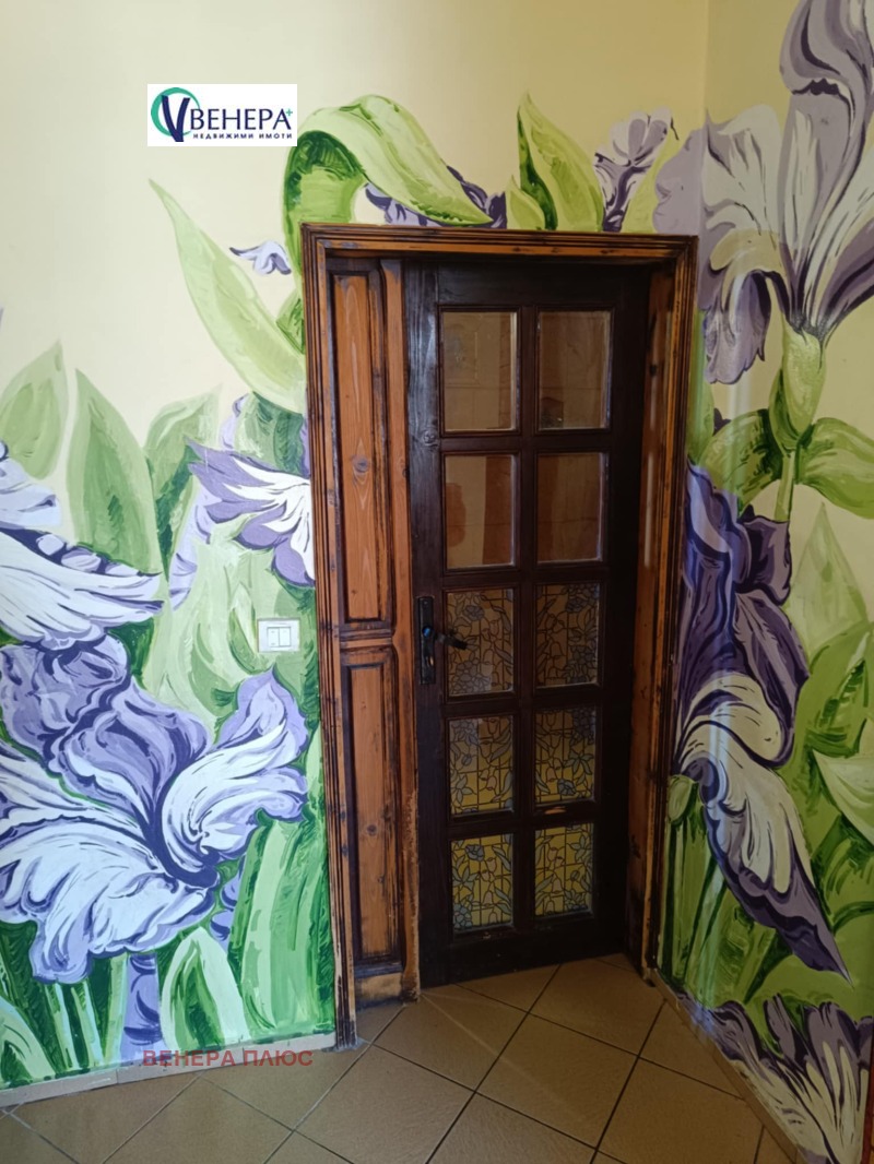 Продается  2 спальни Варна , Цветен квартал , 88 кв.м | 68878223