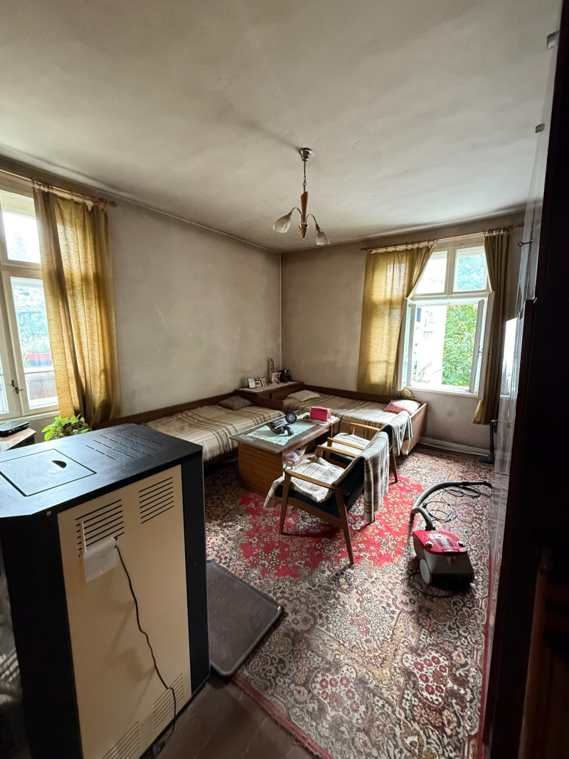 Продава 3-СТАЕН, гр. София, Изгрев, снимка 5 - Апартаменти - 52859064