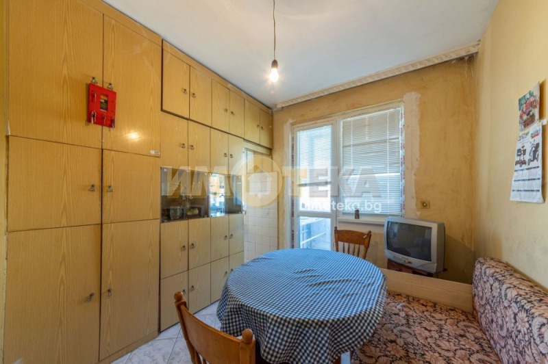 Продава 3-СТАЕН, гр. Варна, Левски 1, снимка 2 - Апартаменти - 53070367