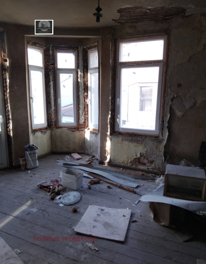 Продава ЕТАЖ ОТ КЪЩА, гр. Дупница, област Кюстендил, снимка 6 - Етаж от къща - 52526508