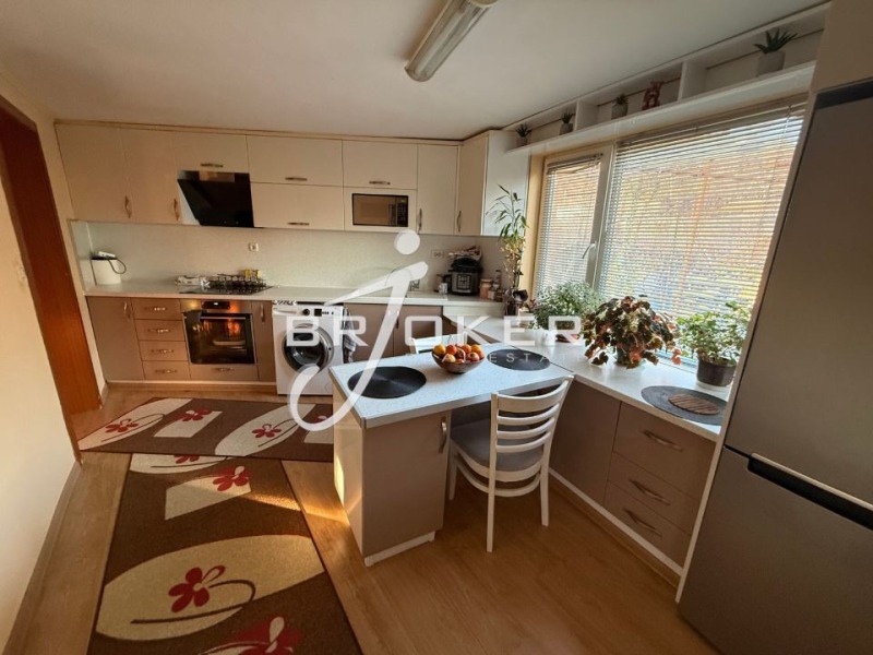 Продава КЪЩА, с. Резбарци, област Кърджали, снимка 6 - Къщи - 52847333