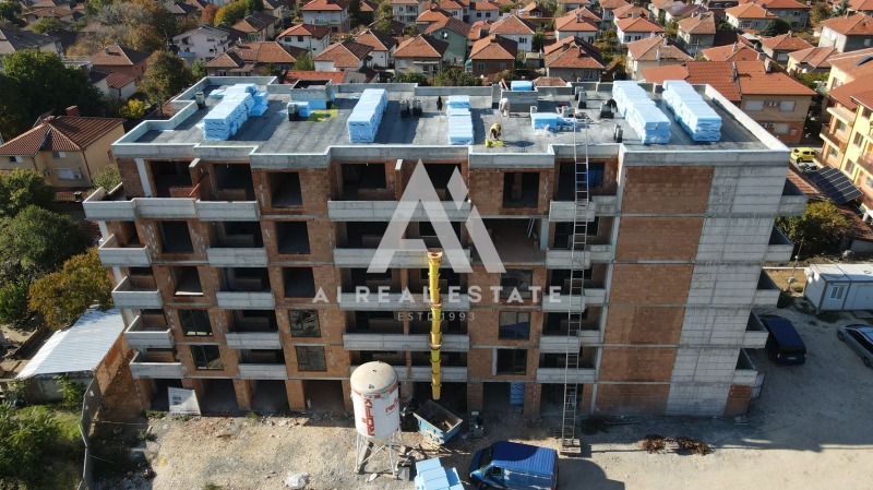 Продава ГАРАЖ, ПАРКОМЯСТО, гр. Плевен, Широк център, снимка 4 - Гаражи и паркоместа - 49378280