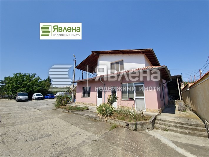 Продава ПРОМ. ПОМЕЩЕНИЕ, гр. Луковит, област Ловеч, снимка 4 - Производствени сгради - 52160122