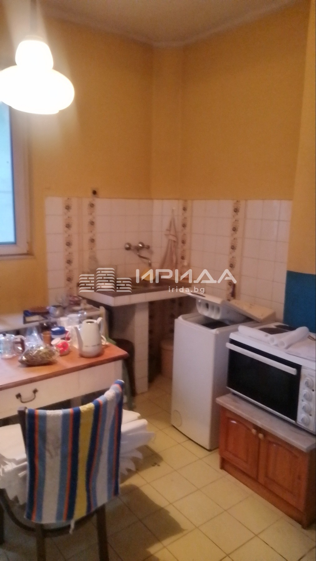 Продава МНОГОСТАЕН, гр. София, Център