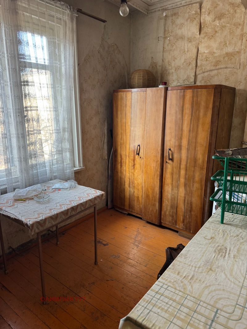 Продава 3-СТАЕН в град Плевен, Идеален център - 72 кв.м / 74 000 € » 144 731.42 лв., ОЛИМПИЯ 777