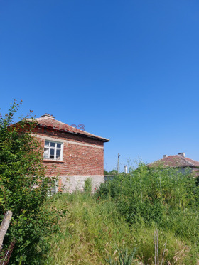 КЪЩА, 126 m2