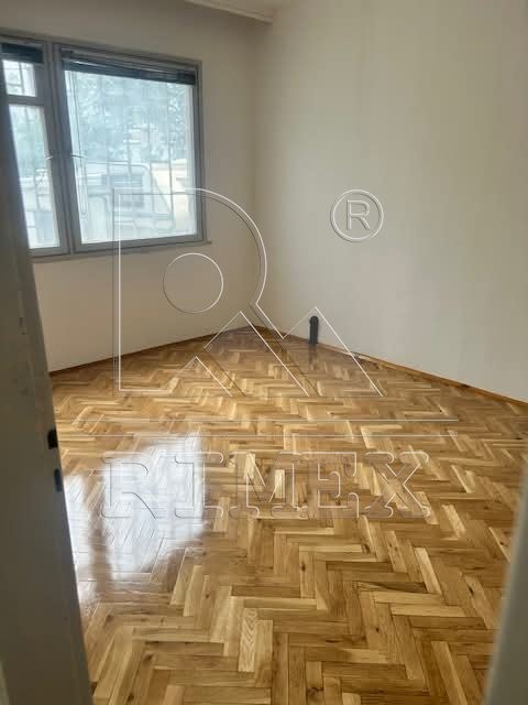 На продаж  2 спальні Пловдив , Център , 80 кв.м | 75517044
