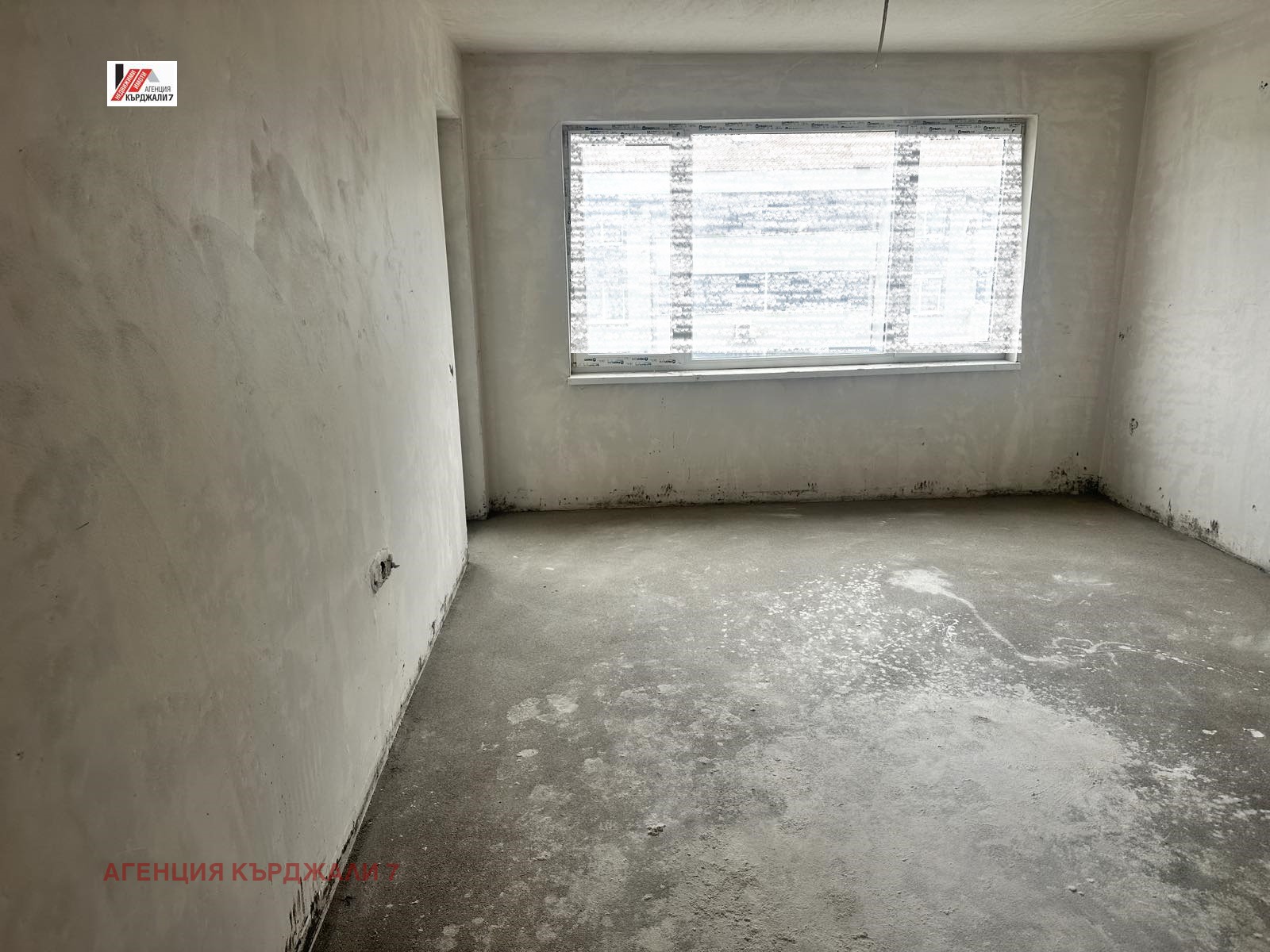 Продава 2-СТАЕН, гр. Кърджали, Възрожденци, снимка 1 - Апартаменти - 53703072