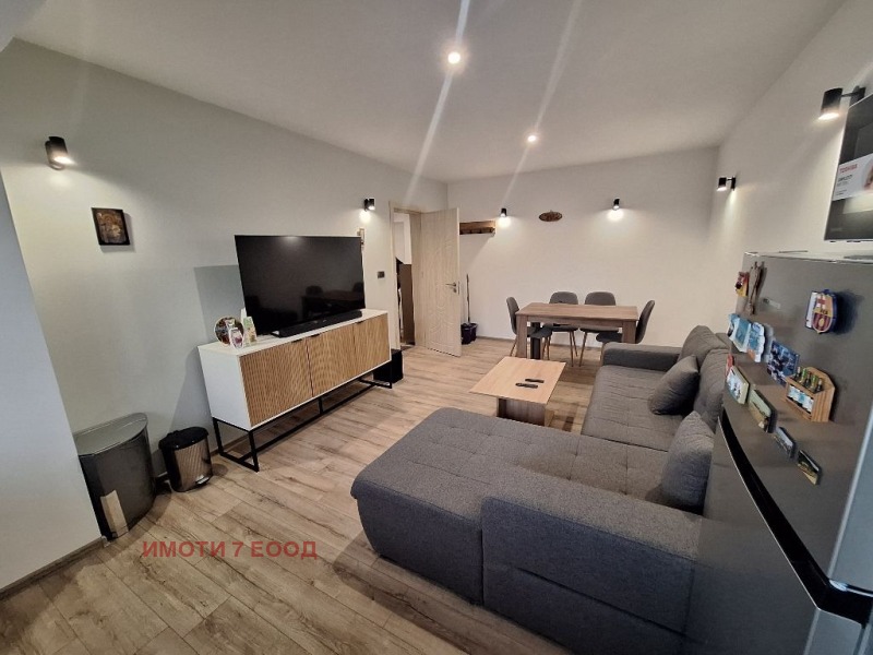 Продава  2-стаен град Перник , Мошино , 63 кв.м | 74616102 - изображение [3]