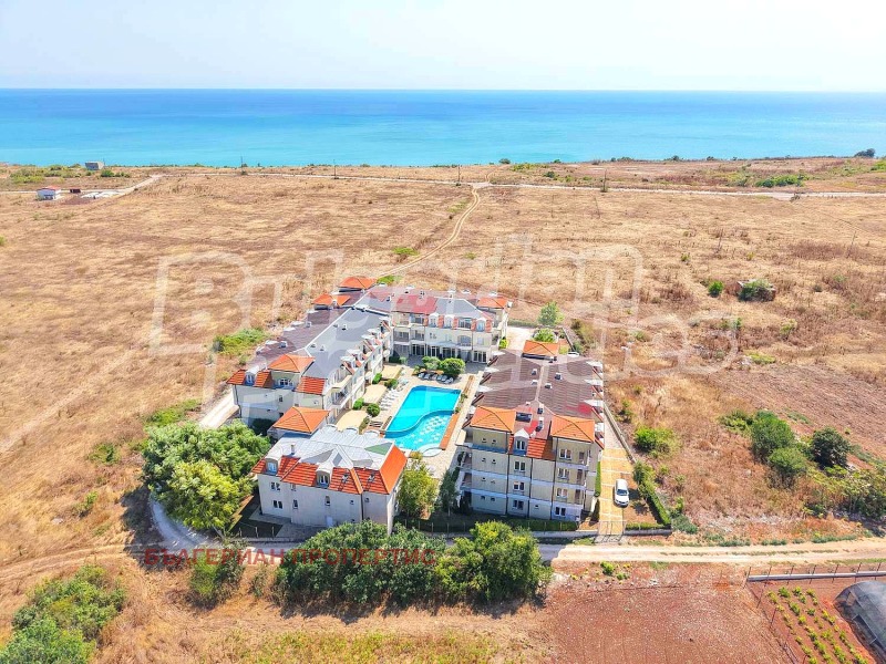 Продава  4-стаен област Добрич , с. Божурец , 111 кв.м | 28086424