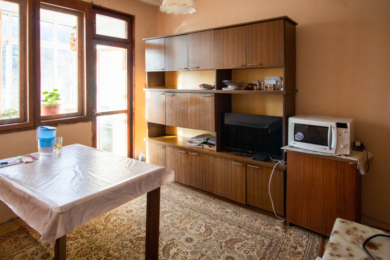 Продава МНОГОСТАЕН, гр. Сливен, Клуцохор, снимка 4 - Апартаменти - 52846274