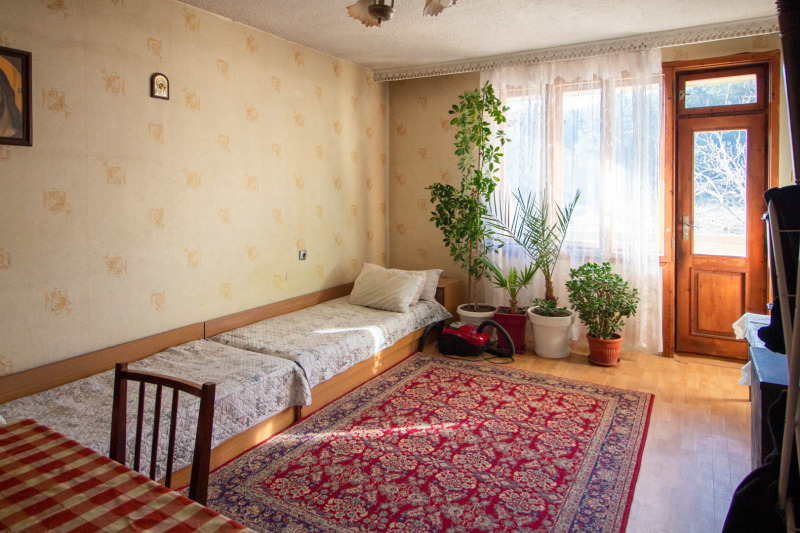 Продава МНОГОСТАЕН, гр. Сливен, Клуцохор