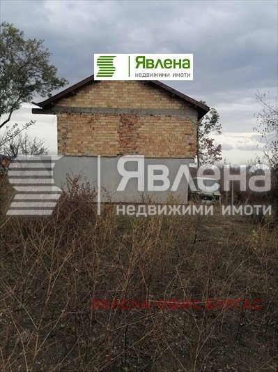 Продава КЪЩА, гр. Айтос, област Бургас, снимка 3 - Къщи - 47369834