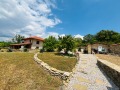 Продава КЪЩА, с. Средно градище, област Стара Загора, снимка 2