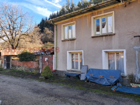 МНОГОСТАЕН, 420 m2