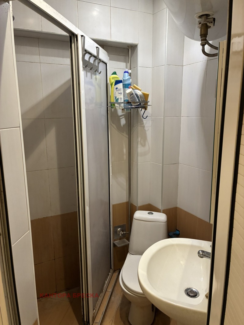 For Sale  2 bedroom Plovdiv , Sadiyski , 69 sq.m | 40774696 - image [10]