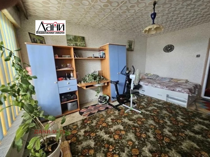 Продава  3-стаен град Шумен , Тракия , 80 кв.м | 18253638