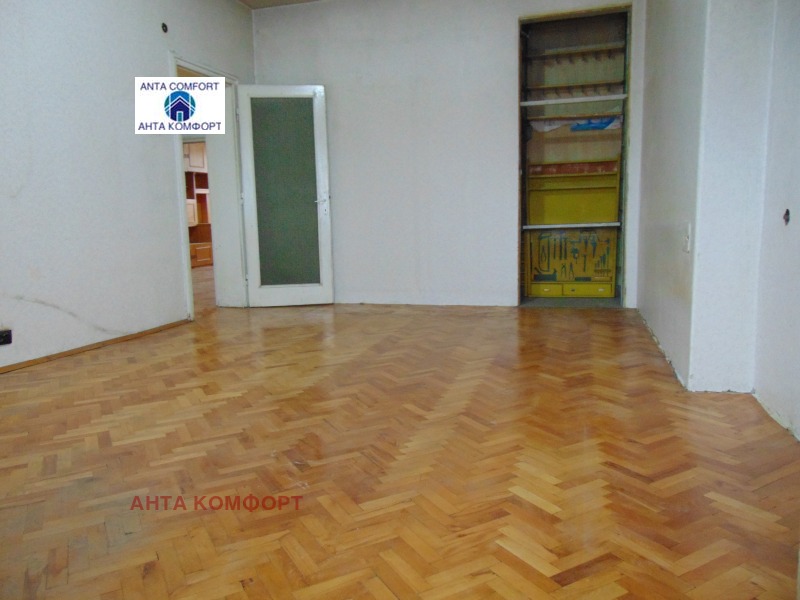 Продава 3-СТАЕН, гр. София, Център, снимка 7 - Апартаменти - 52481537