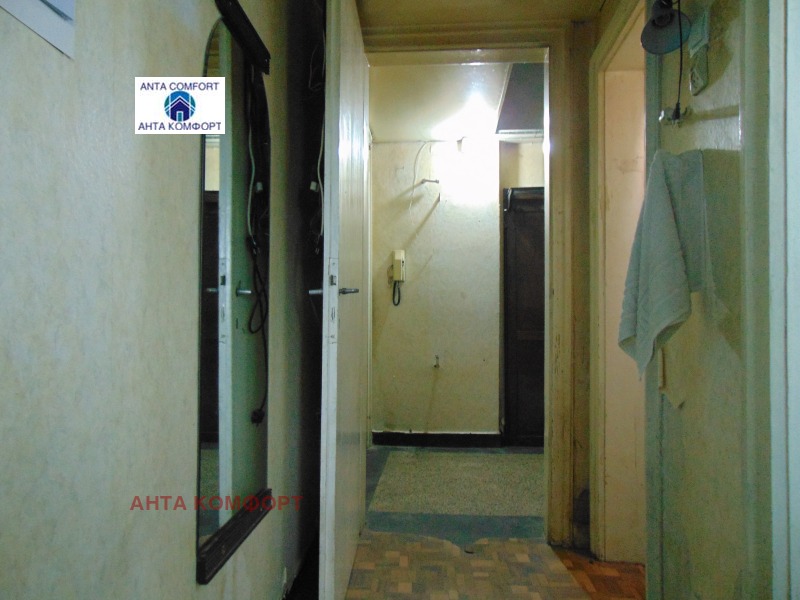 Продава 3-СТАЕН, гр. София, Център, снимка 5 - Апартаменти - 52481537