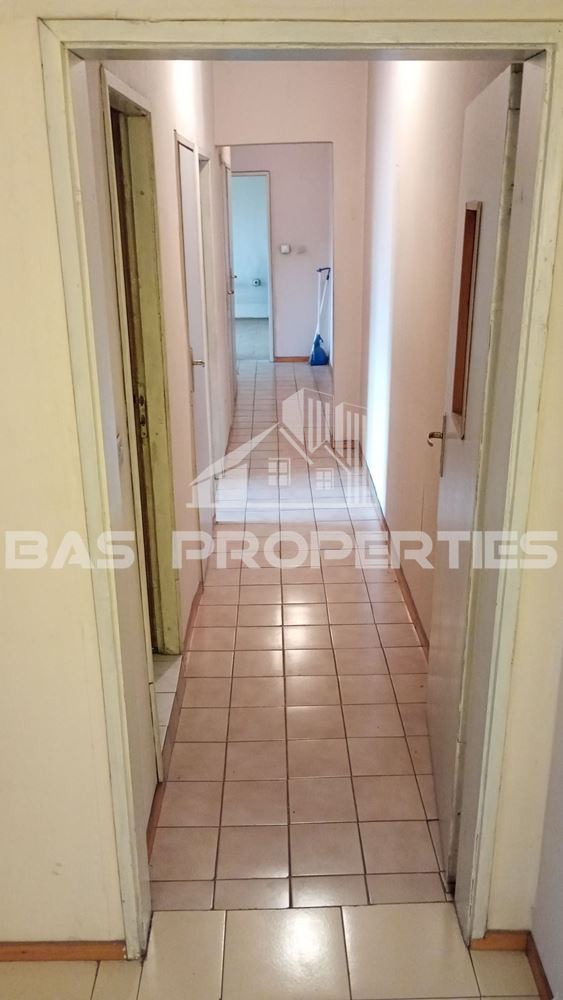 Продава МНОГОСТАЕН, гр. София, Света Троица, снимка 10 - Апартаменти - 56092286