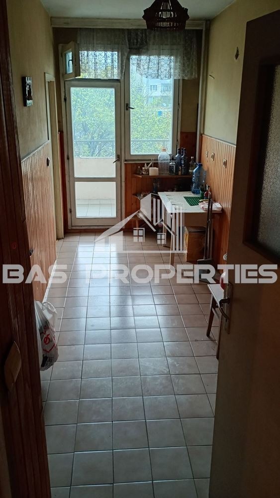 Продава МНОГОСТАЕН, гр. София, Света Троица, снимка 5 - Апартаменти - 56092286